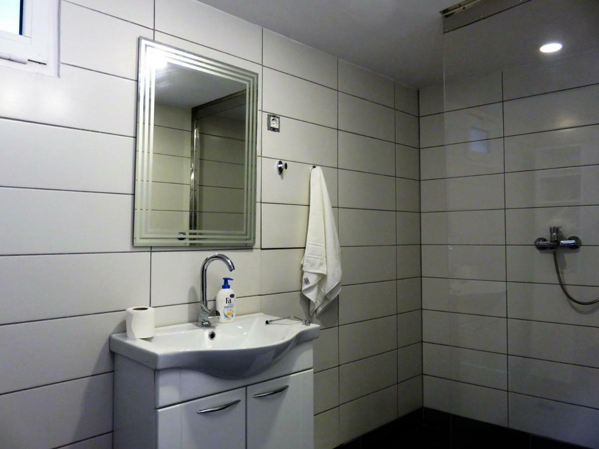Apartament Cres Eksteriør bilde