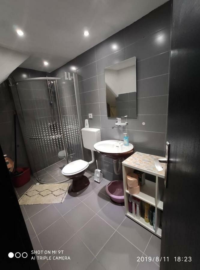 Apartament Cres Eksteriør bilde